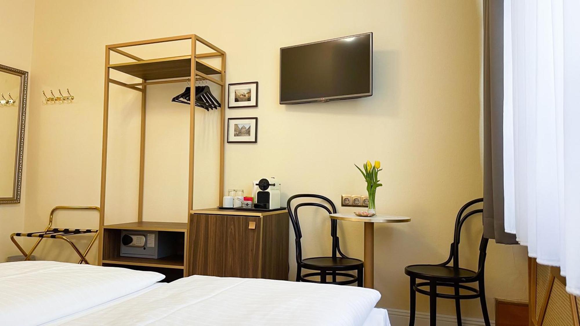 Stephansplatz I Self Check In 4*