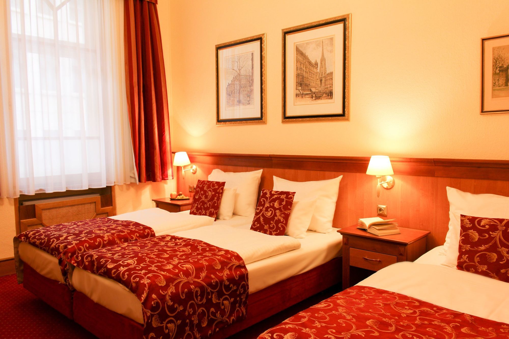 Stephansplatz I Self Check In Hotel Wenen